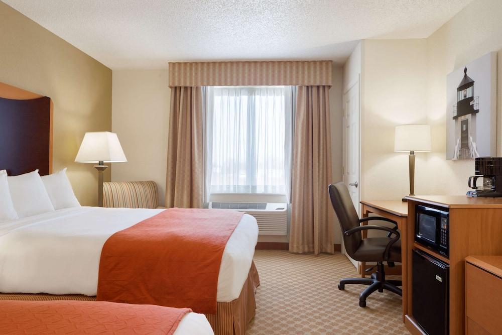 Country Inn & Suites By Radisson, Port Clinton, Oh Buitenkant foto